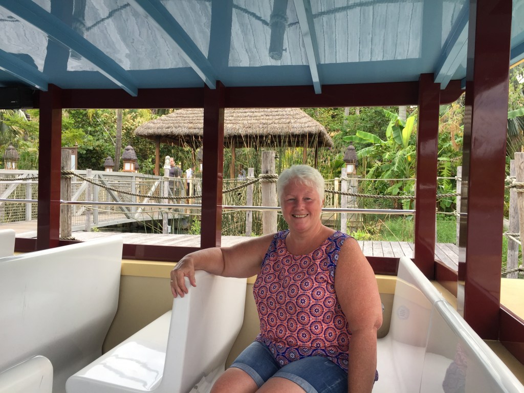 Boats to Universal Hotels